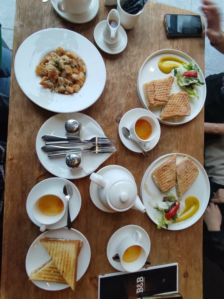B&B Coffee House