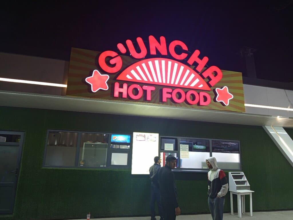 G'uncha Hot Food