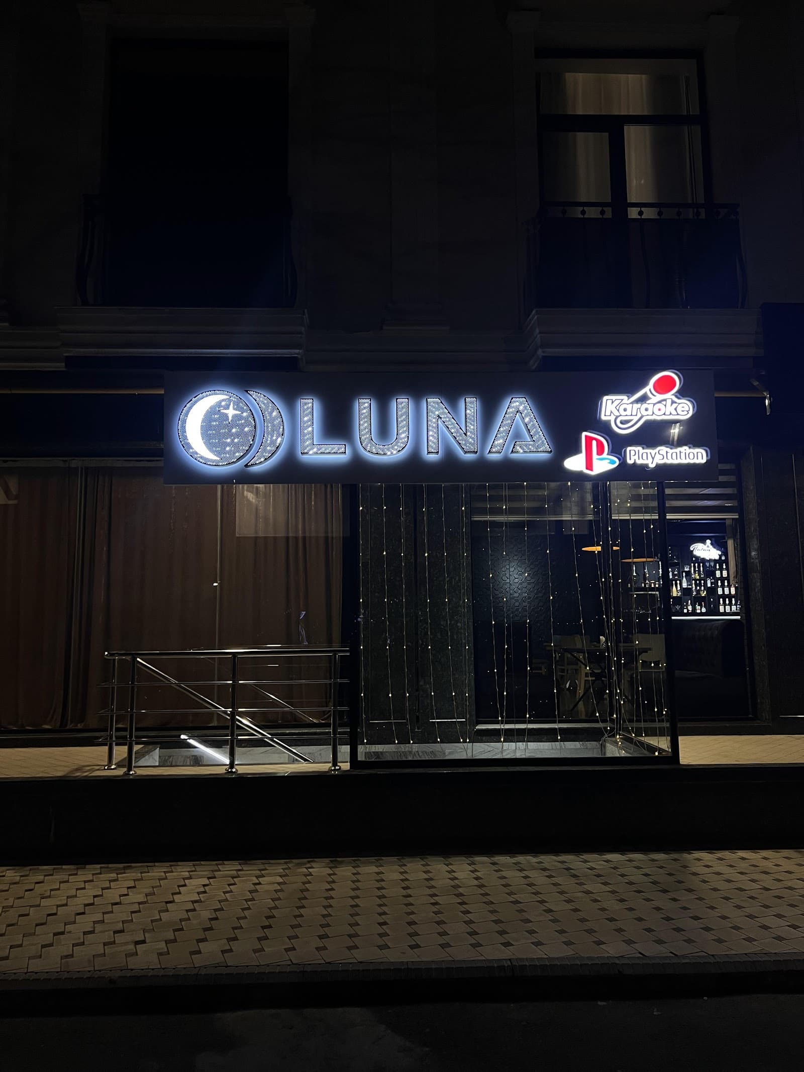 Luna, караоке-бар